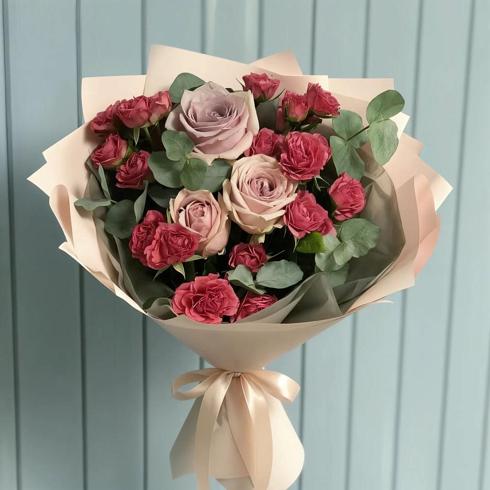 Букет цветов из: Гвоздики и Розы в Уляпе