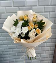 Букет цветов из:  Розы и Хризантемы #REPLACE_PRED# Уляпе