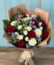 Букет цветов из:  Розы и Альстромерии в Уляпе