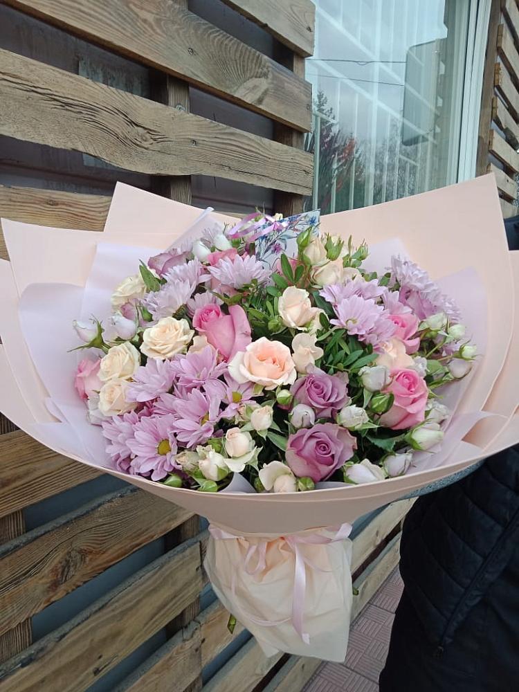 Букет цветов из: Розы и Хризантемы в Уляпе