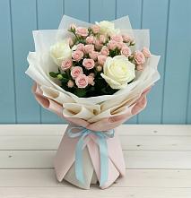 Букет цветов из:  Розы #REPLACE_PRED# Уляпе