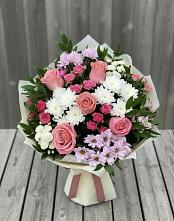 Букет цветов из:  Альстромерии, Гвоздики, Розы и Хризантемы в Уляпе