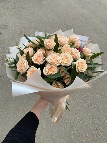 Букет Кремовые розы Латте в Уляпе