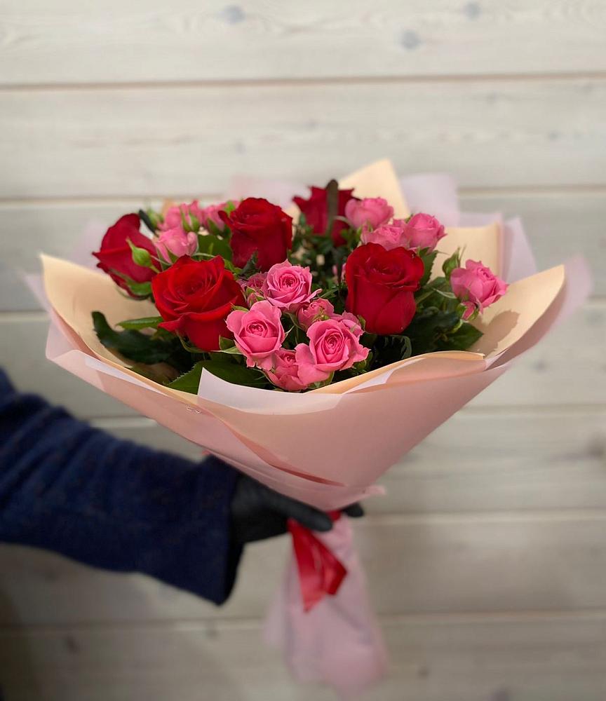 Букет цветов из: Розы в Уляпе