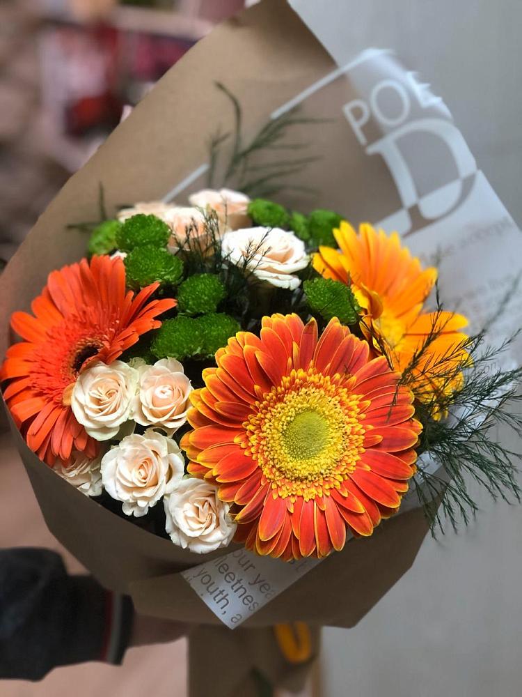 Букет цветов из: Герберы, Хризантемы и Розы в Уляпе