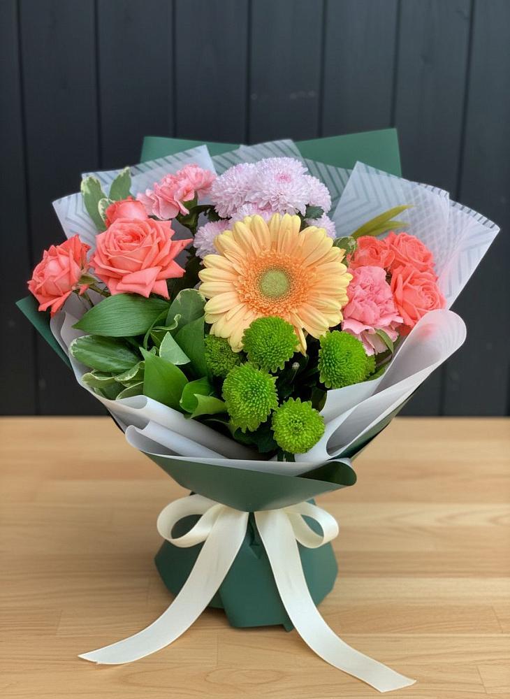 Букет цветов из: Гвоздики, Розы, Герберы и Хризантемы в Уляпе